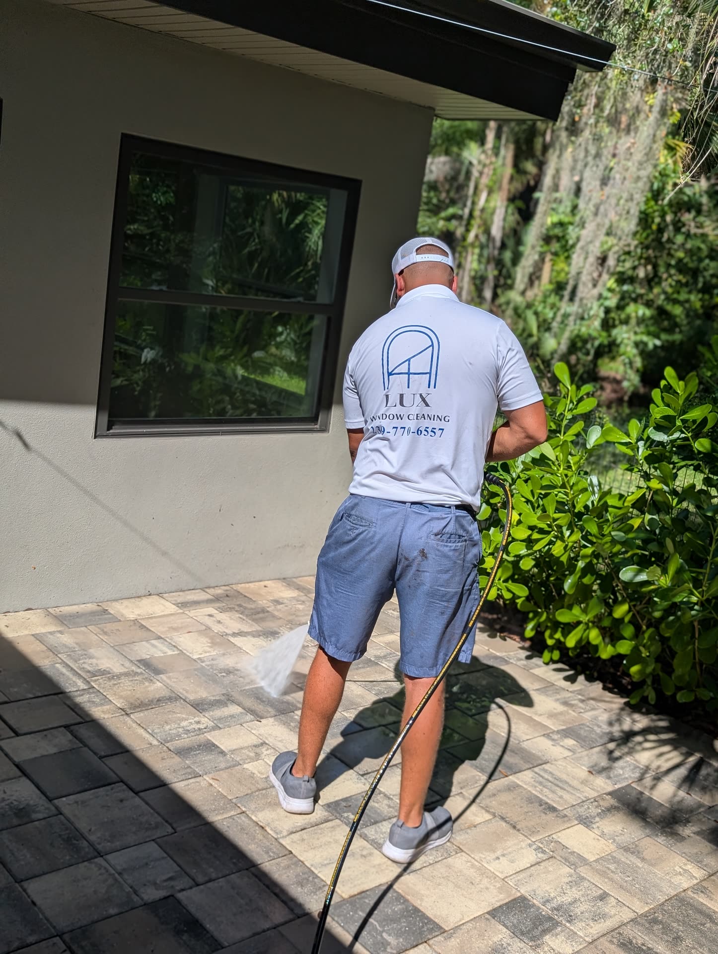 Pressure washing pavers back to new in Southwest Florida
